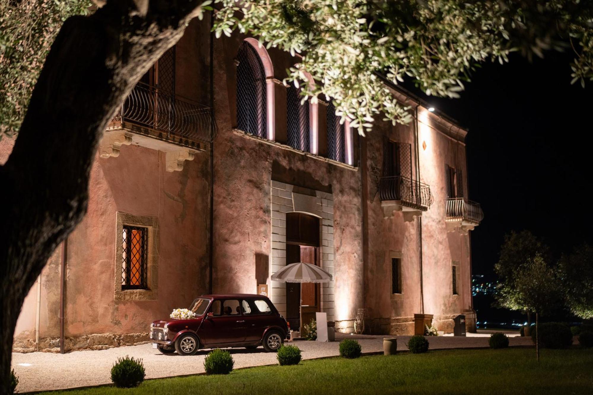Готель Palazzo Principi Lanza Сан-Нікола-Арчелла Екстер'єр фото